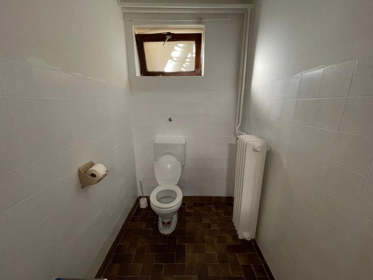 דירות מישקולץ Szimpla Apartman מראה חיצוני תמונה