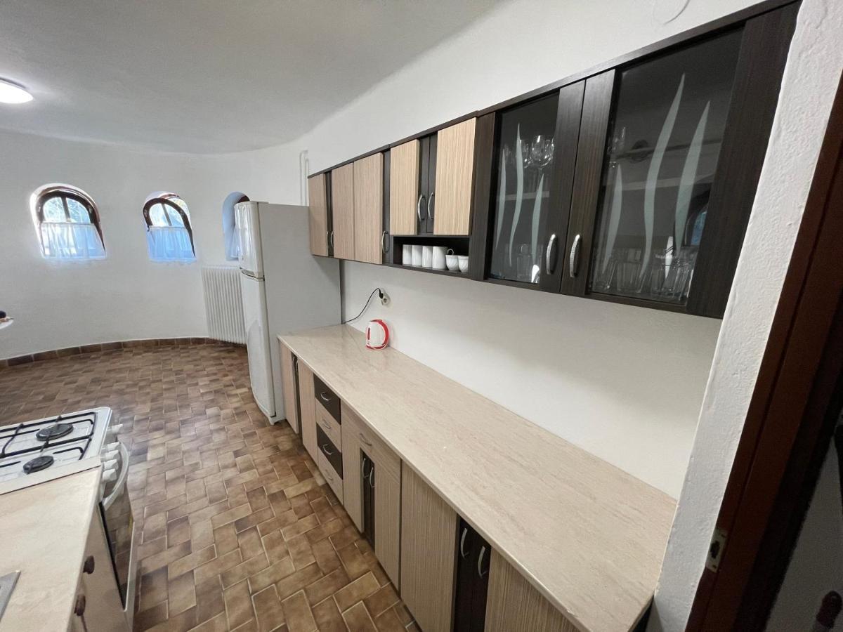 דירות מישקולץ Szimpla Apartman מראה חיצוני תמונה